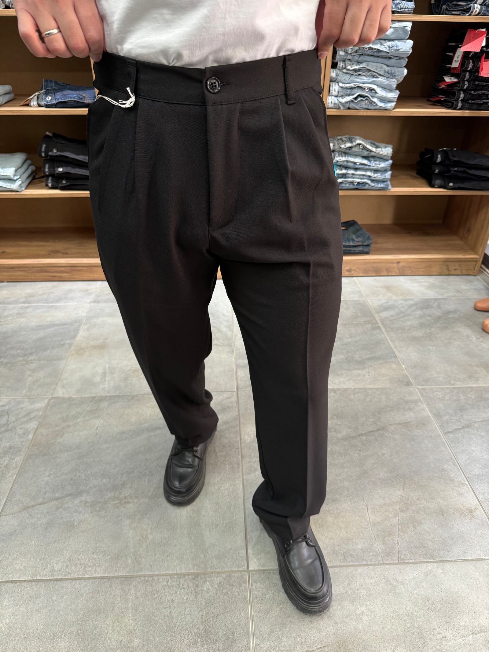 ARL0021 – Çift Pileli Baggy Kumaş Pantolon