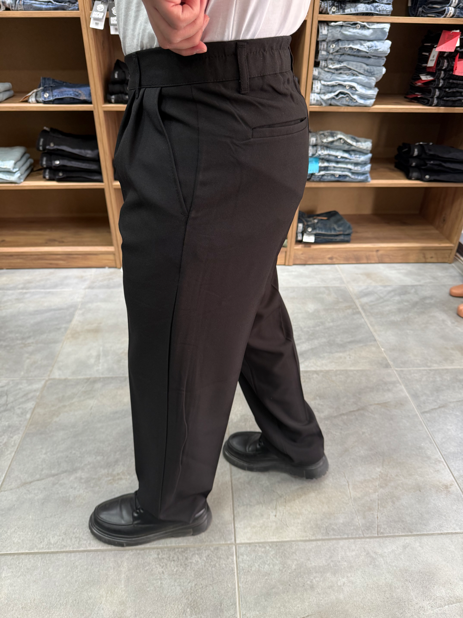 ARL0021 – Çift Pileli Baggy Kumaş Pantolon — 3. fotoğraf